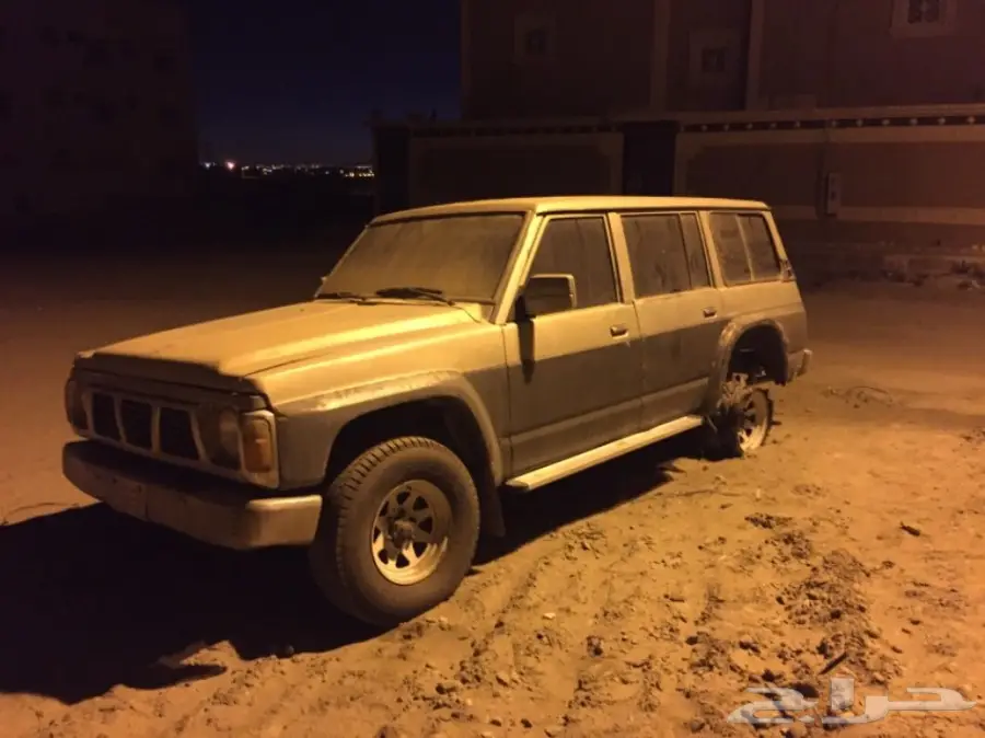 جيب سفاري 1994بدون مكينه