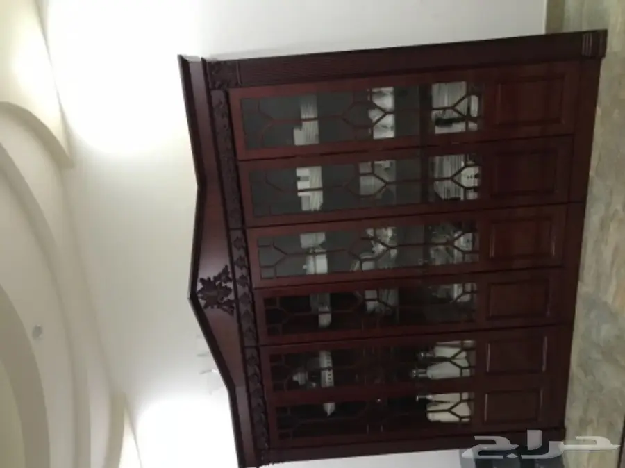 بوفيه طاولة طعام