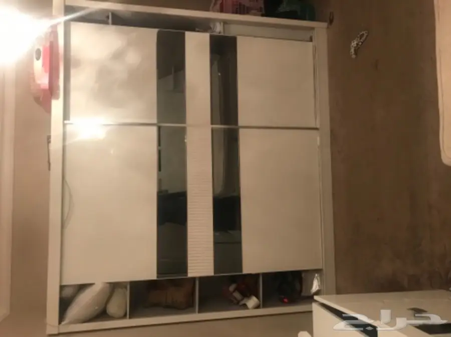 للبيع غرفة نوم نظيفه انصح المستخدم فيه 