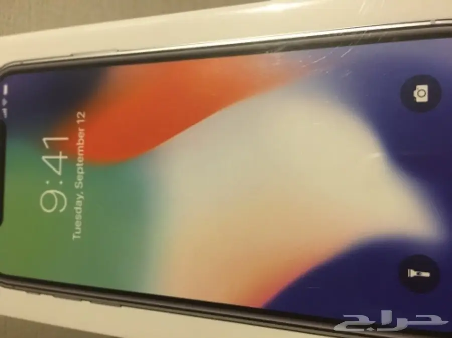 للبيع اجهزه ايفونx فضي 256g جديد