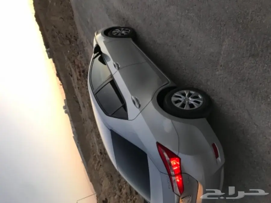 للبيع كورولا 2015 