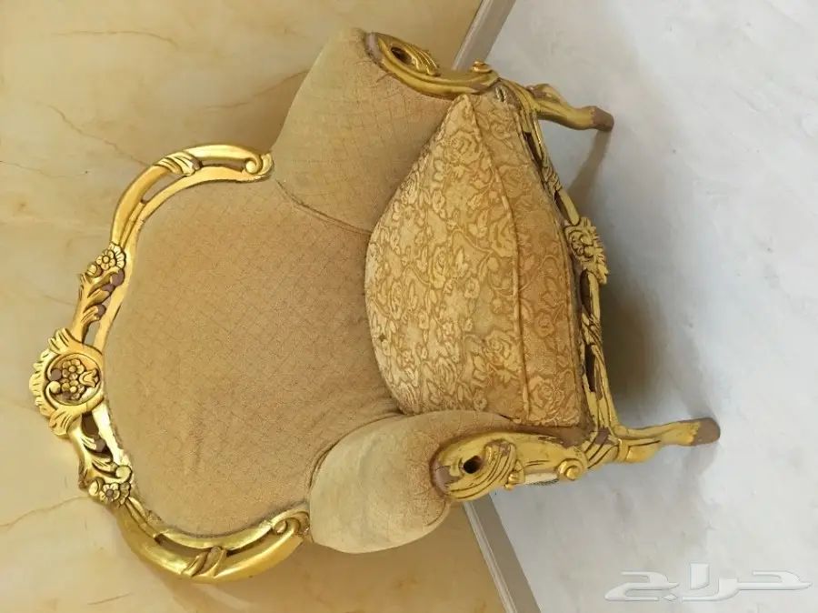 كنب ملكي للبيع 