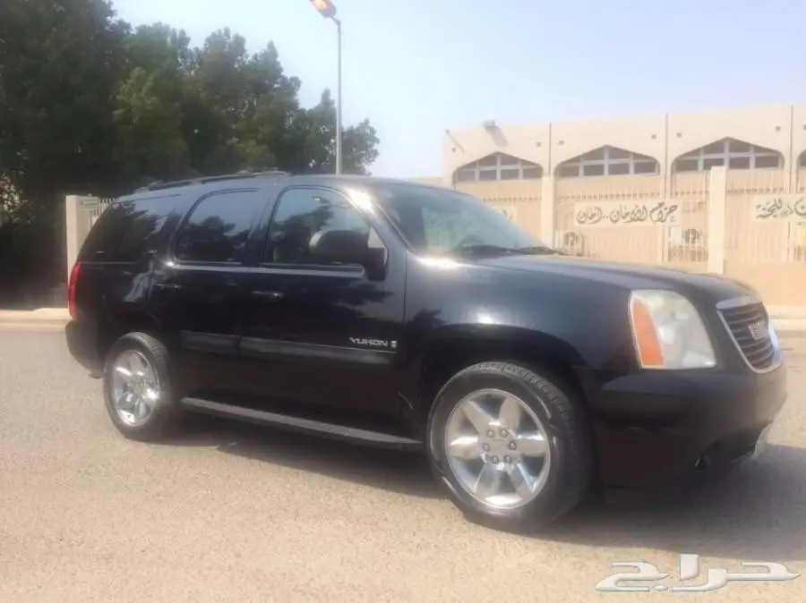 GMC YOKUN 2009 للبيع أسود ملكي نظيف جداَ (image 3)