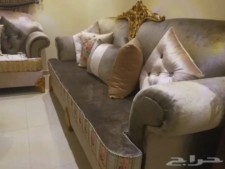 كنب نظيف للبيع (image 1)