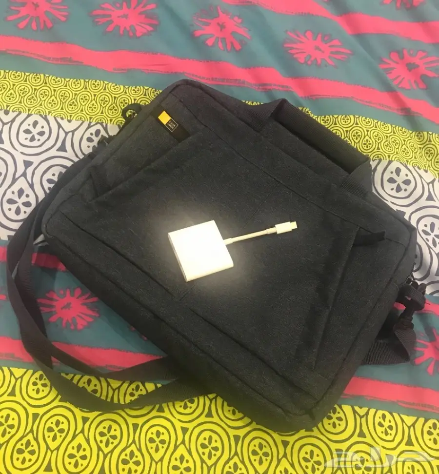 للبيع مااك بوك برو بدون تتش جديد ((بجده )) (image 2)