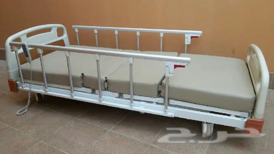 سرير طبي كهربائي - فرصة لا تُفوّت! (image 1)