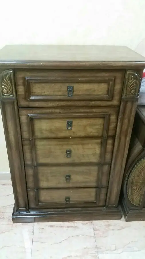 للبيع عاجل: غرفة نوم وأجهزة منزلية ممتازة! (image 4)