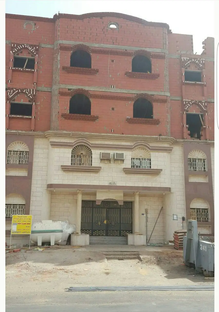 مؤسسة سماء المرقاب: خبيركم الأول في المقاولات والتصليح في جدة! (image 3)