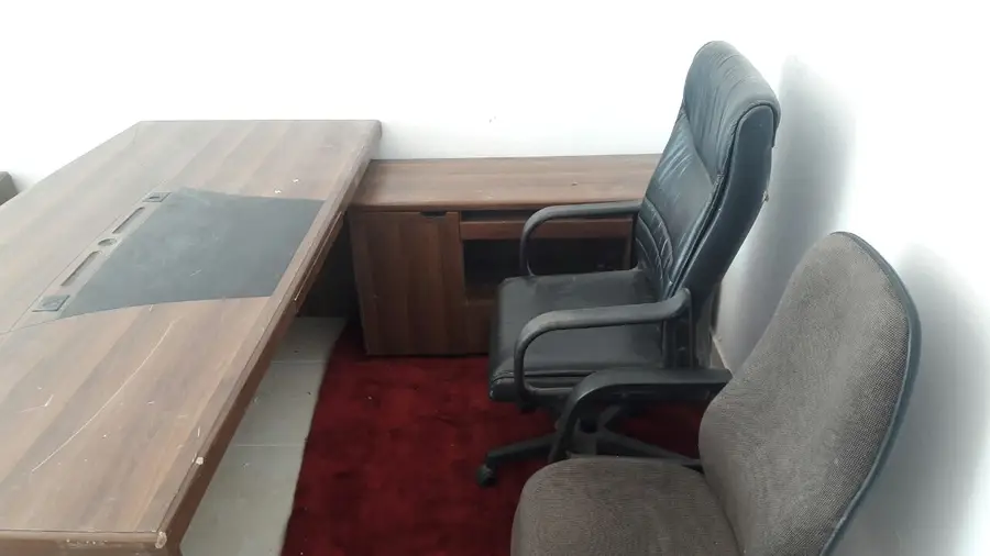 مكتب وعرائس للبيع - خميس مشيط (image 1)