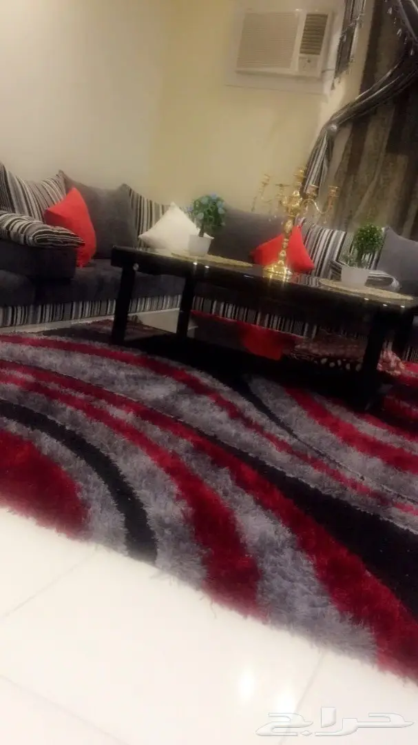 كنب جديد استعمال بسيط نضيف جدا جدا (image 1)