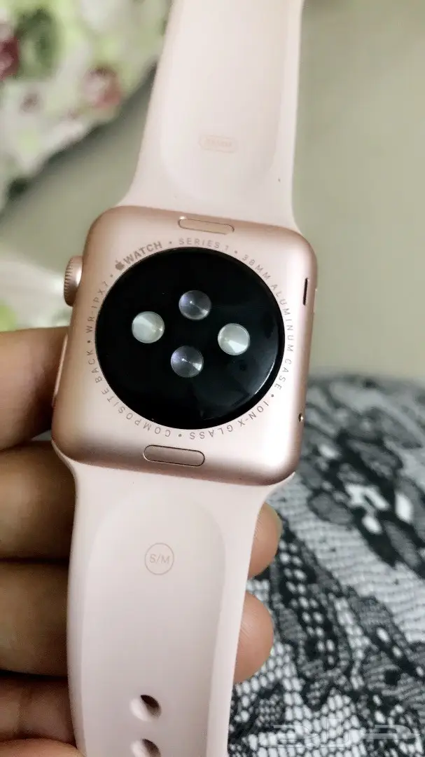 ساعه ابل الجيل الاول (image 2)