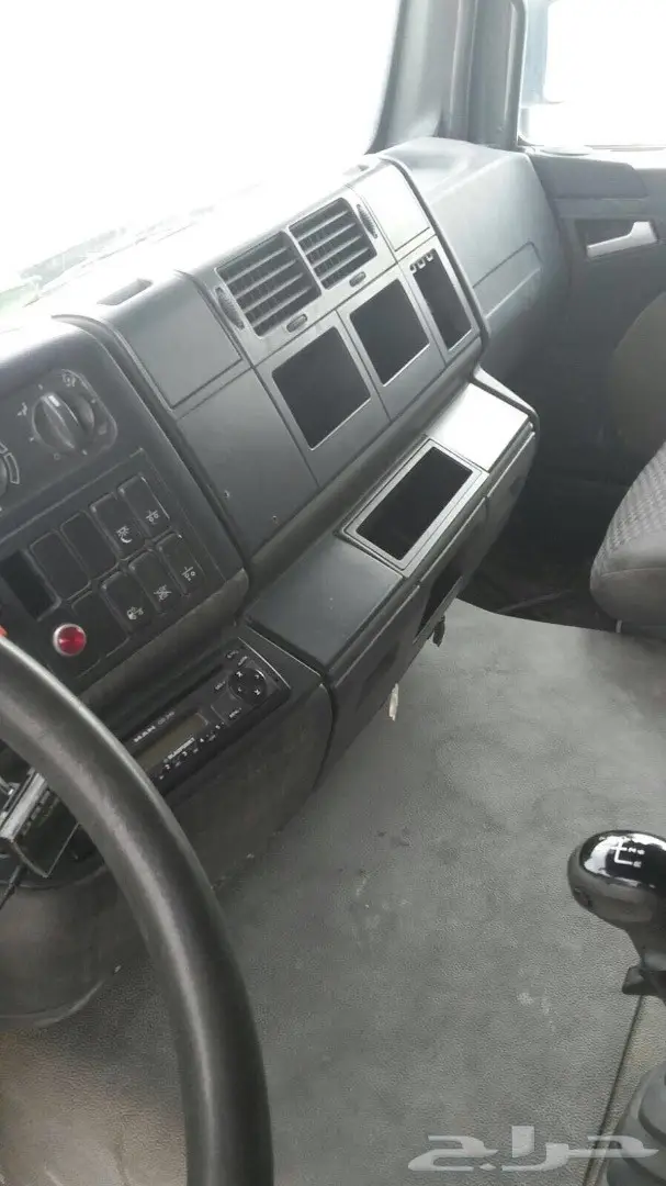 شاحنة للبيع