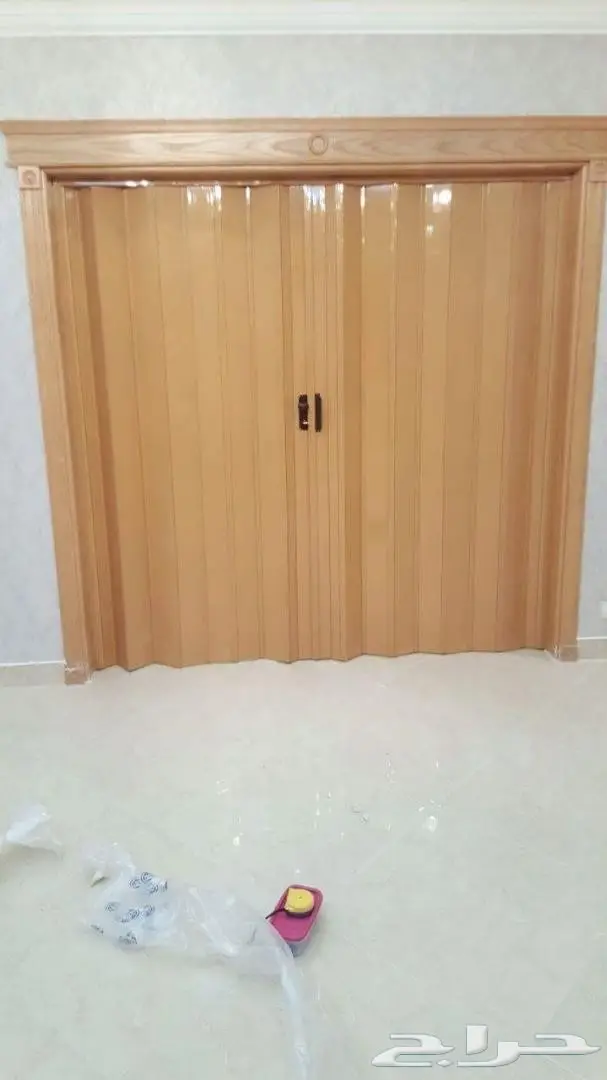 ابواب اكورديون ايطالية الصنع  (image 1)