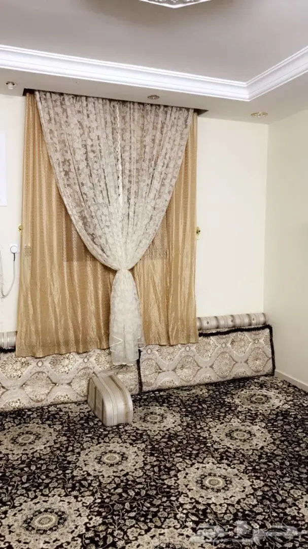 اثاث مساند للبيع (image 1)