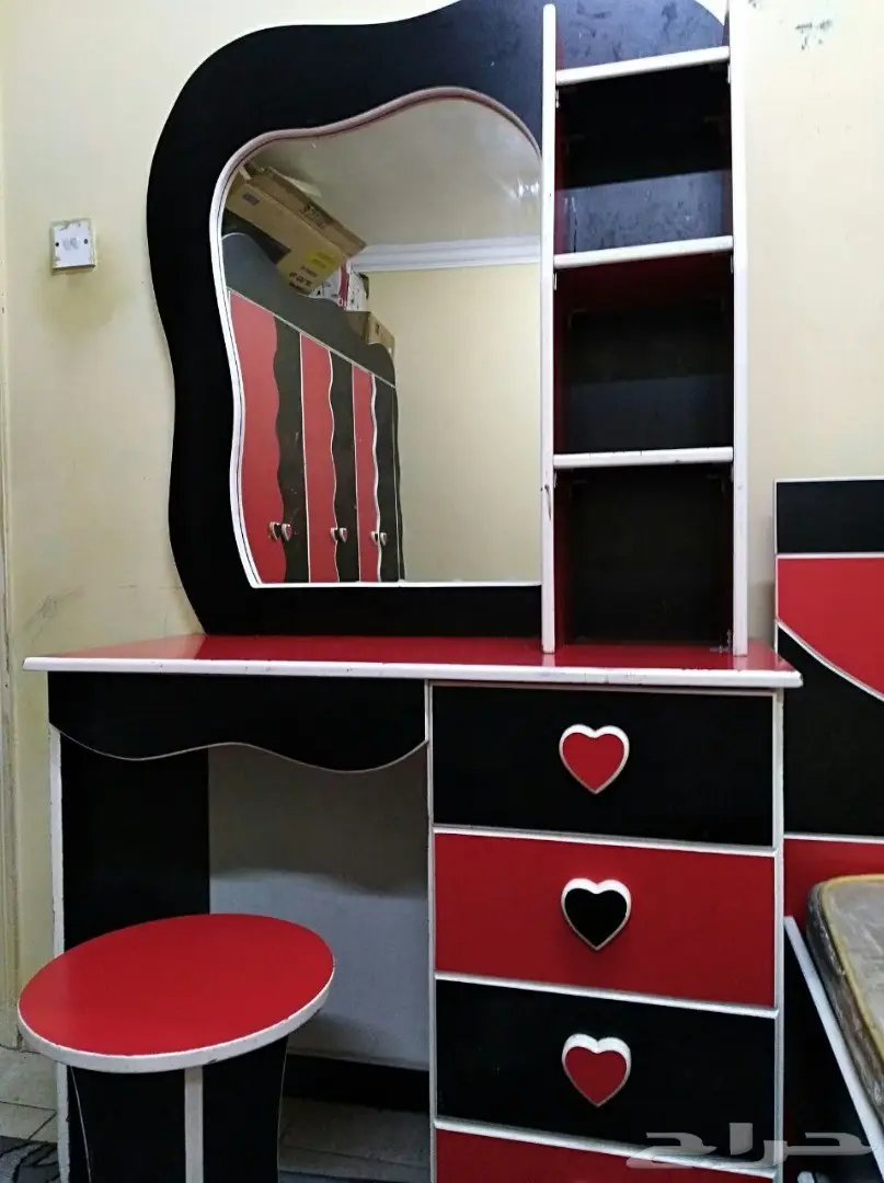 غرفة نوم بنات وطقم صالون (image 2)