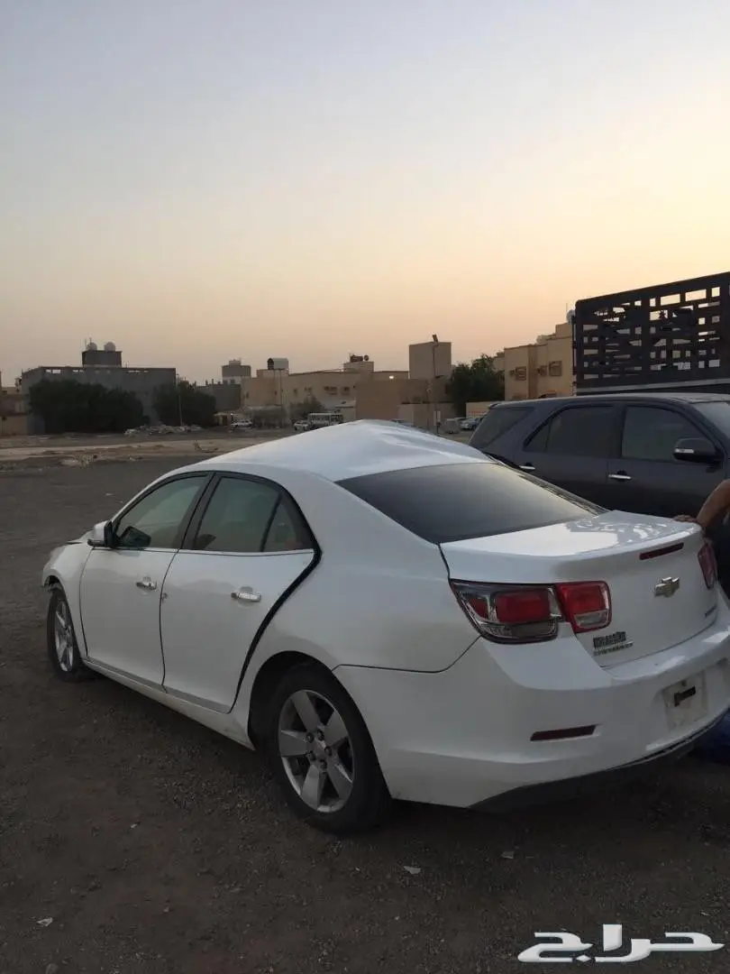 للبيع قطع غيار ماليبو 2015 (image 1)