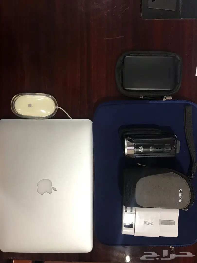 للبيع: ماك بوك احترافي وكاميرا كانون ممتازة!