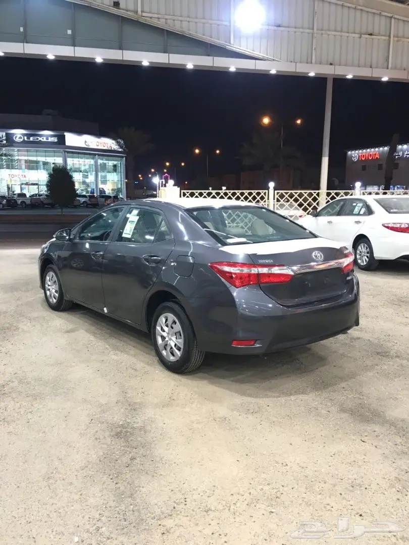 كورولا سياحي فضي وبحري سعودي2016 (image 8)