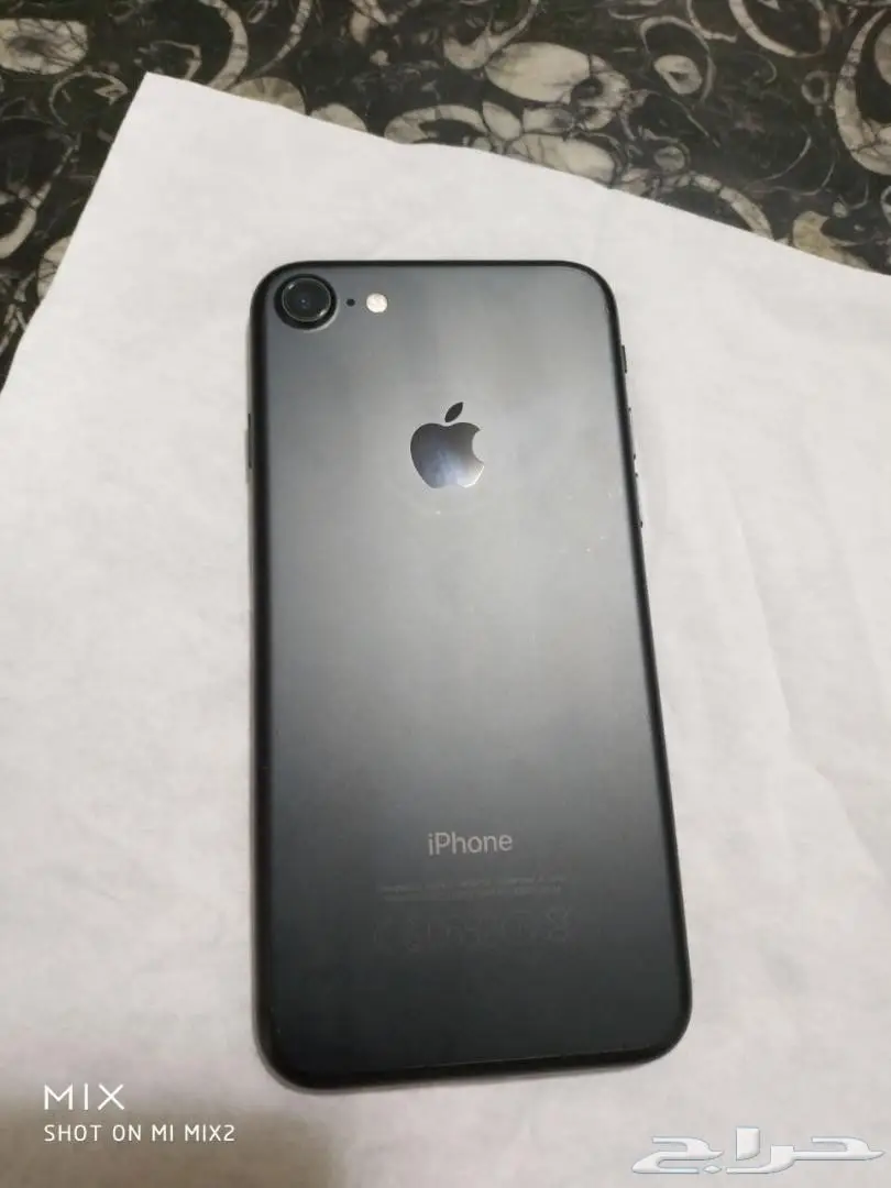 ايفون 7 اسود 128 جيجا