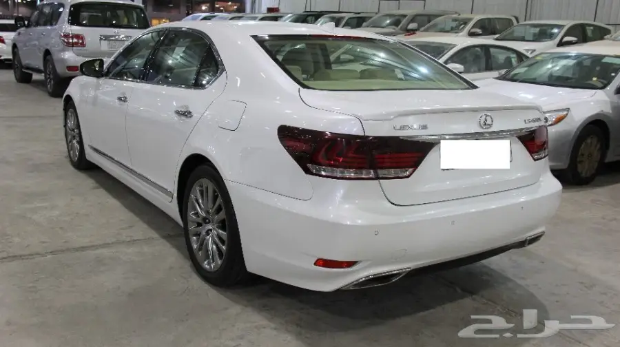 لكزس LS 460 خليجي 2014 (image 8)