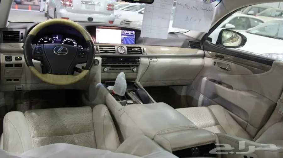 لكزس LS 460 خليجي 2014 (image 12)