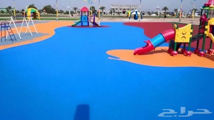 عشب صناعي فاخر 2018 - حالة ممتازة! (image 13)