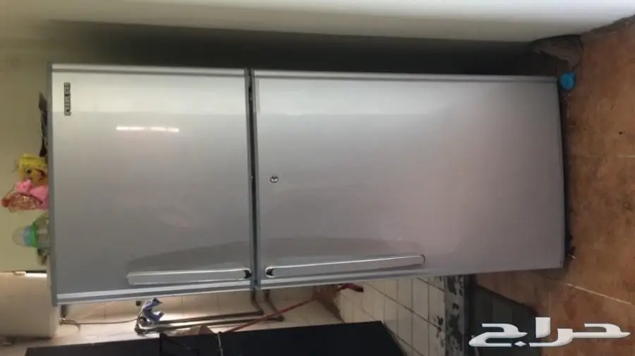 تلاجه كبيره للبيع 