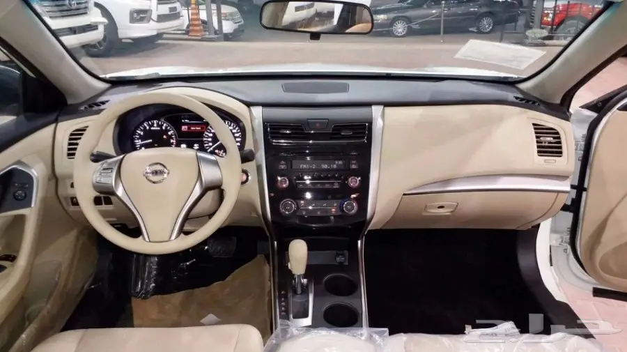 نيسان ألتيما موديل 2017  بسعر 68500 ريال  (image 6)