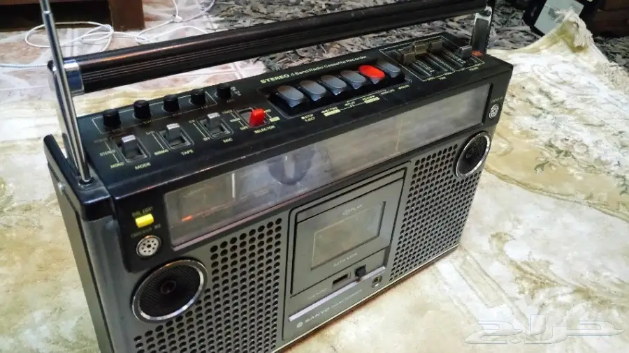 مسجل وراديو سانيو قديم صنع في اليابان 1980 (image 2)