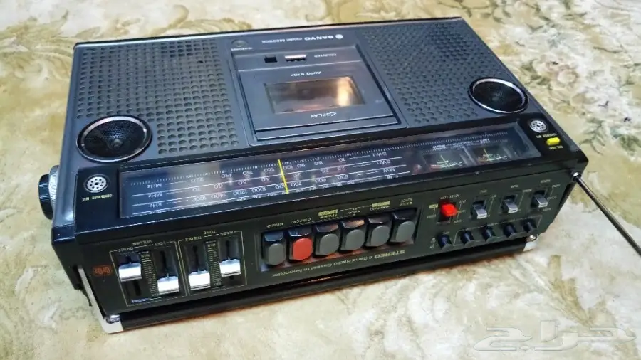 مسجل وراديو سانيو قديم صنع في اليابان 1980 (image 7)