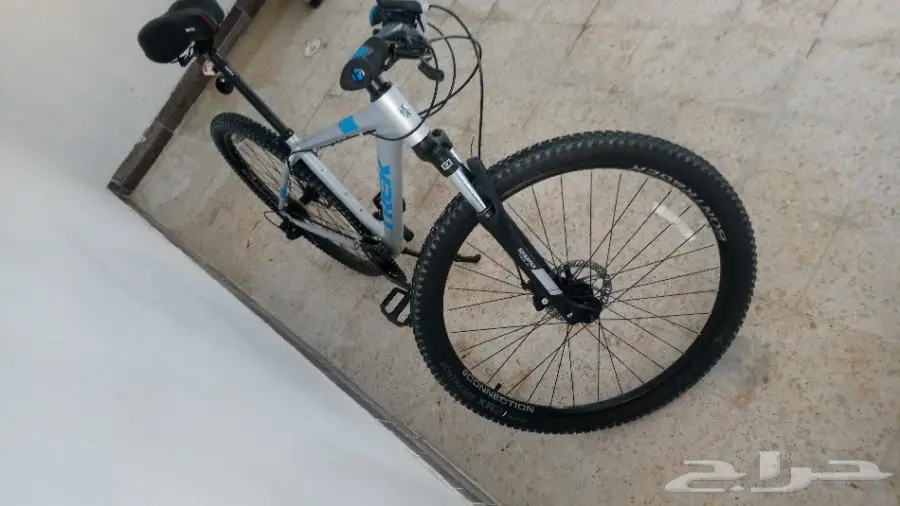 دراجة هوائية جبلي تريك مقاس 29 للبيع (image 6)