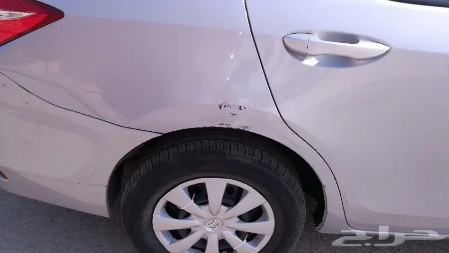 كورولا 2015 نظيفة للبيع  (image 7)