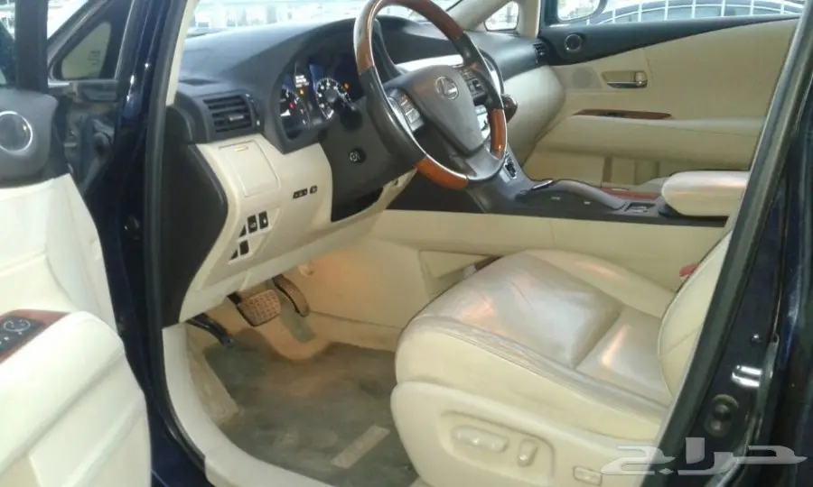 2010 لكزس RX350 (image 15)