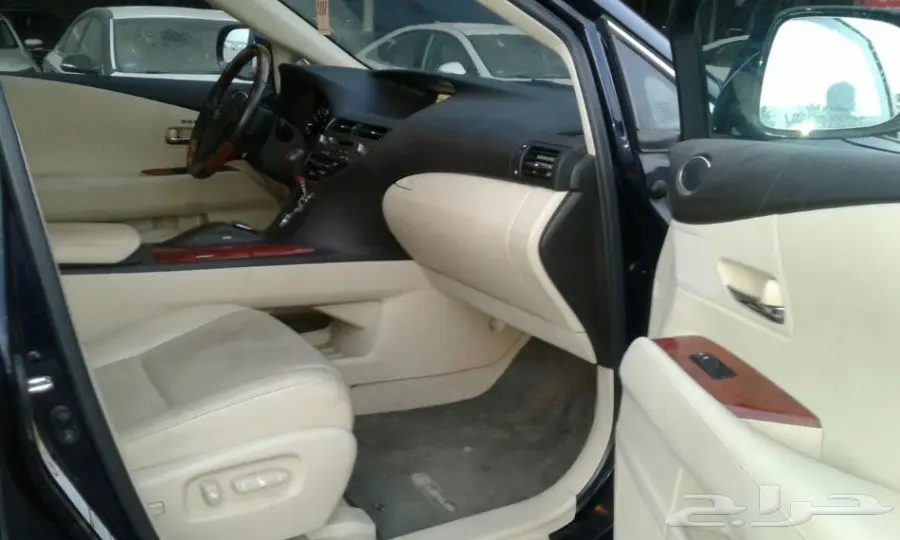 2010 لكزس RX350 (image 16)