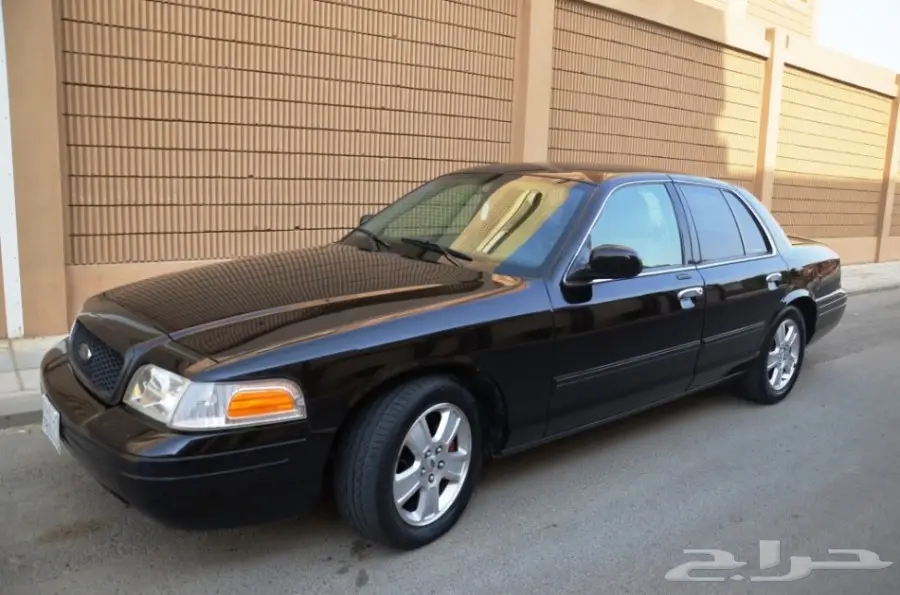 فورد كراون فيكتوريا 2011 امريكي (image 1)