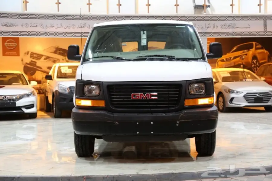 GMC فان سافانا موديل 2016 بسعر 101 الف   (image 1)