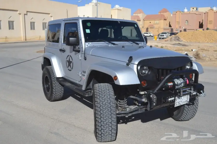 للبيع جيب رنجلر 2012 83200 كم معدل (image 8)