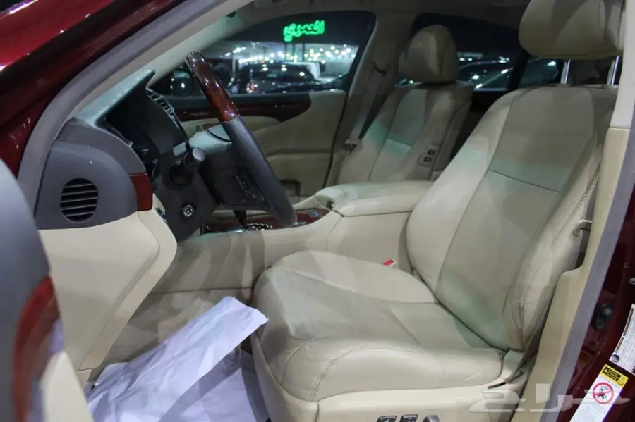 لكزس LS460L 2007 - حالة ممتازة! (image 8)