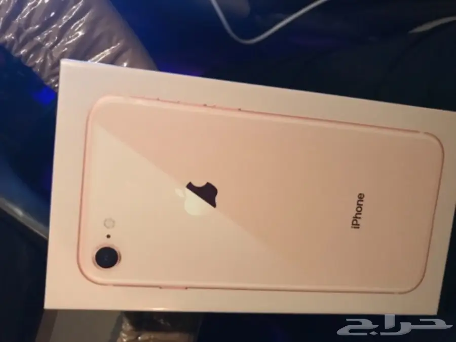 أيفون 8 ذهبي  256G الجهاز جديد بتغليف المصنع