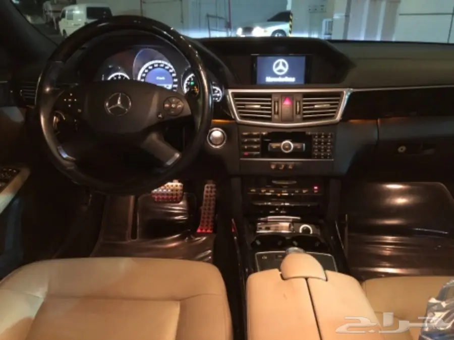 للبيع مرسيدس E300 موديل 2011 AMG