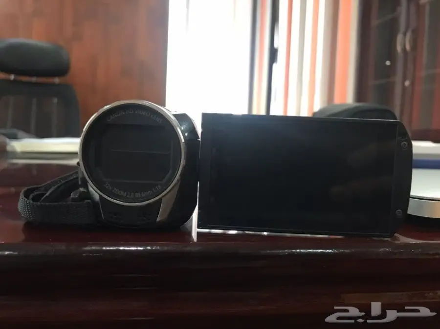 للبيع: ماك بوك احترافي وكاميرا كانون ممتازة! (image 1)