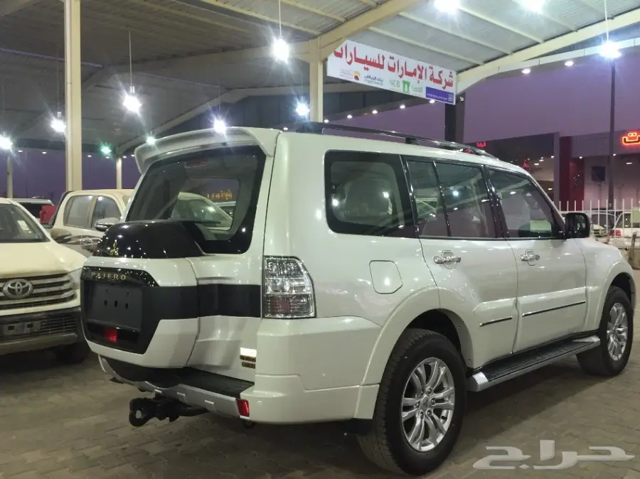 باجيرو 2017 سعودي 3.8 فل كامل علامات ذهبية (image 6)