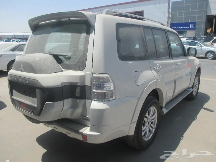   ميتسوبيشي باجيرو 2017 فل الملا 3.8نقد وتقسي (image 7)