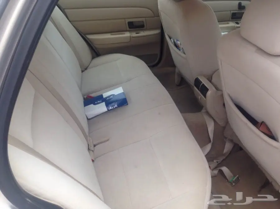 كران فكتوريا 2011 ذهبي - بحالة ممتازة (image 5)