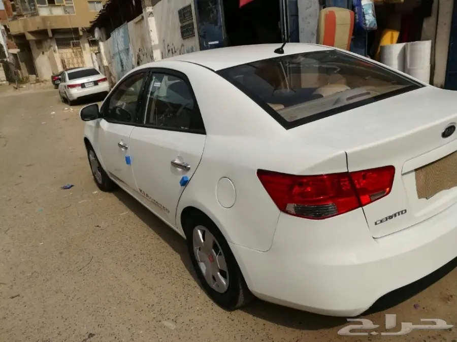 للبيع كيا سيراتو  2012 