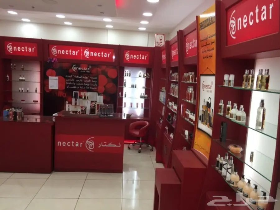 ديكور محل عطورات جديد  (image 3)