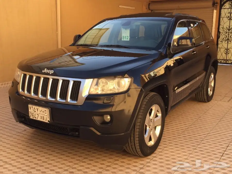 جيب جراند شيروكي 2013 - بحالة ممتازة! (image 1)