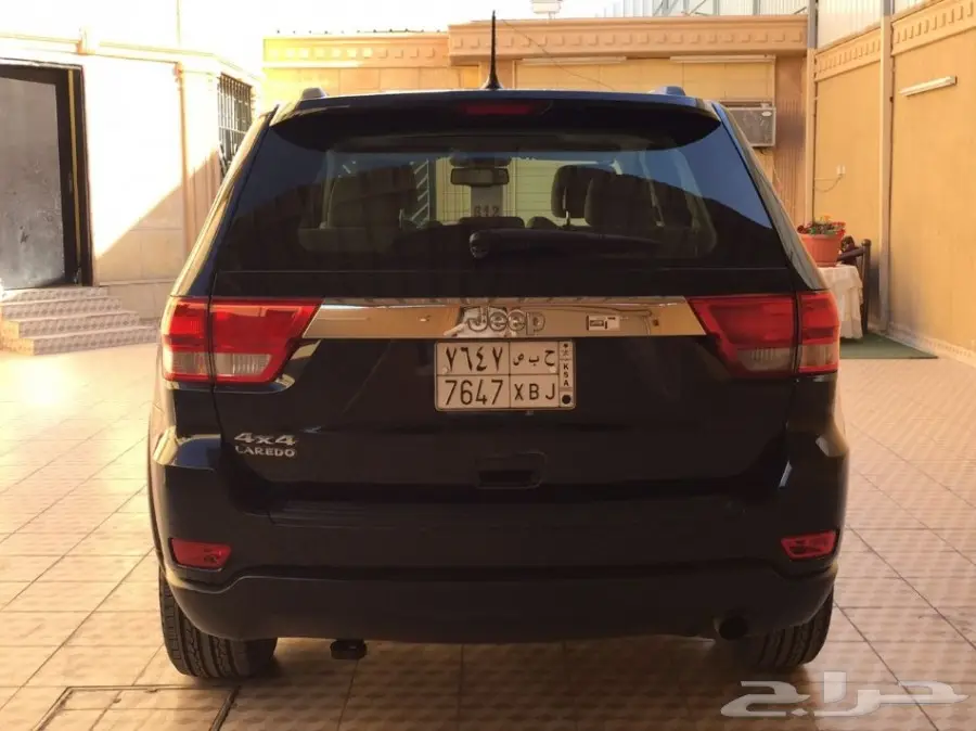 جيب جراند شيروكي 2013 - بحالة ممتازة! (image 6)