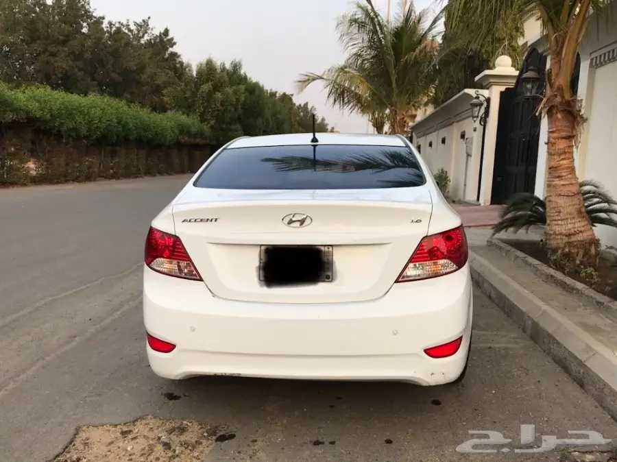 للبيع هونداي اكسنت 2017  (image 2)