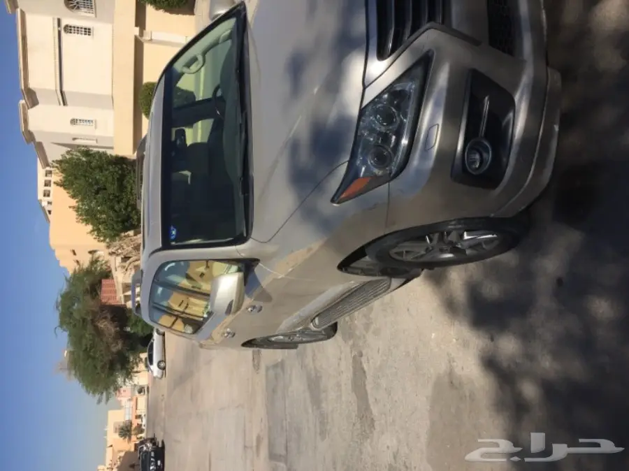 جيب لكزس 2014 فل كامل بدون اي رش 